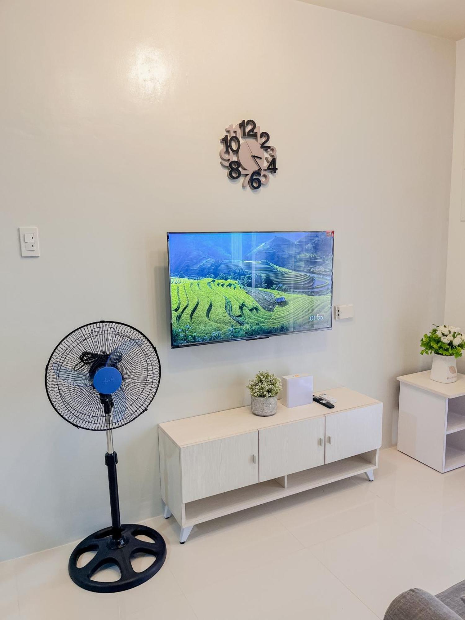 2 Bedroom And Studio Apartments With Private Pool And Gym In Vista Manors Verdant Puerto Princesa Exterior photo