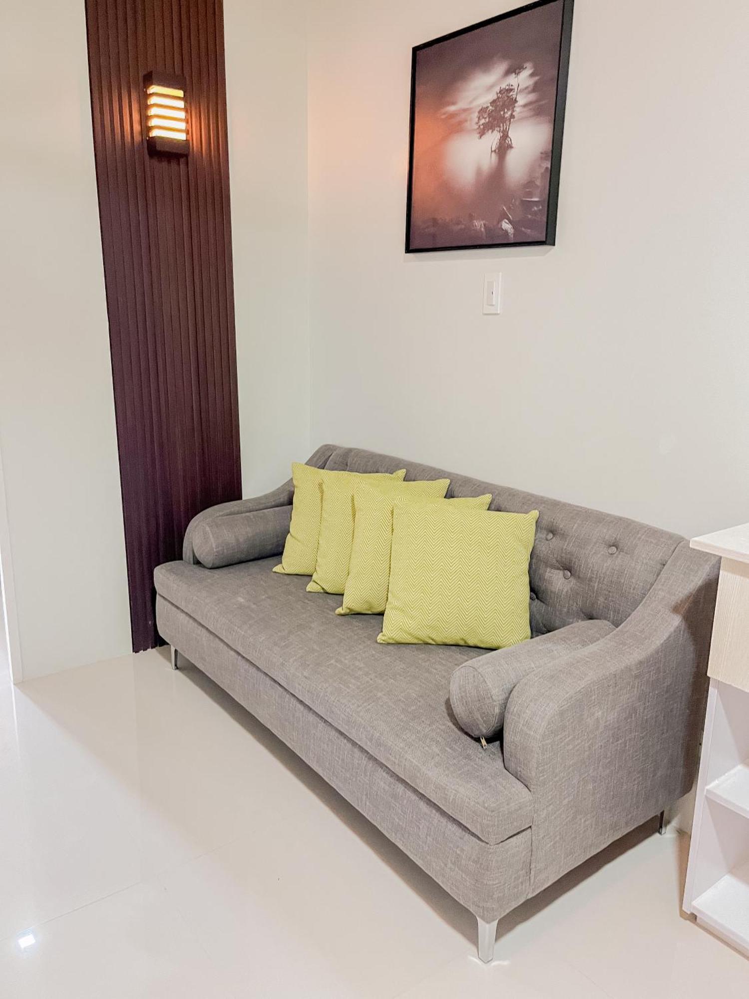 2 Bedroom And Studio Apartments With Private Pool And Gym In Vista Manors Verdant Puerto Princesa Exterior photo